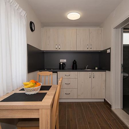 Apartments Vjera Petrovac المظهر الخارجي الصورة