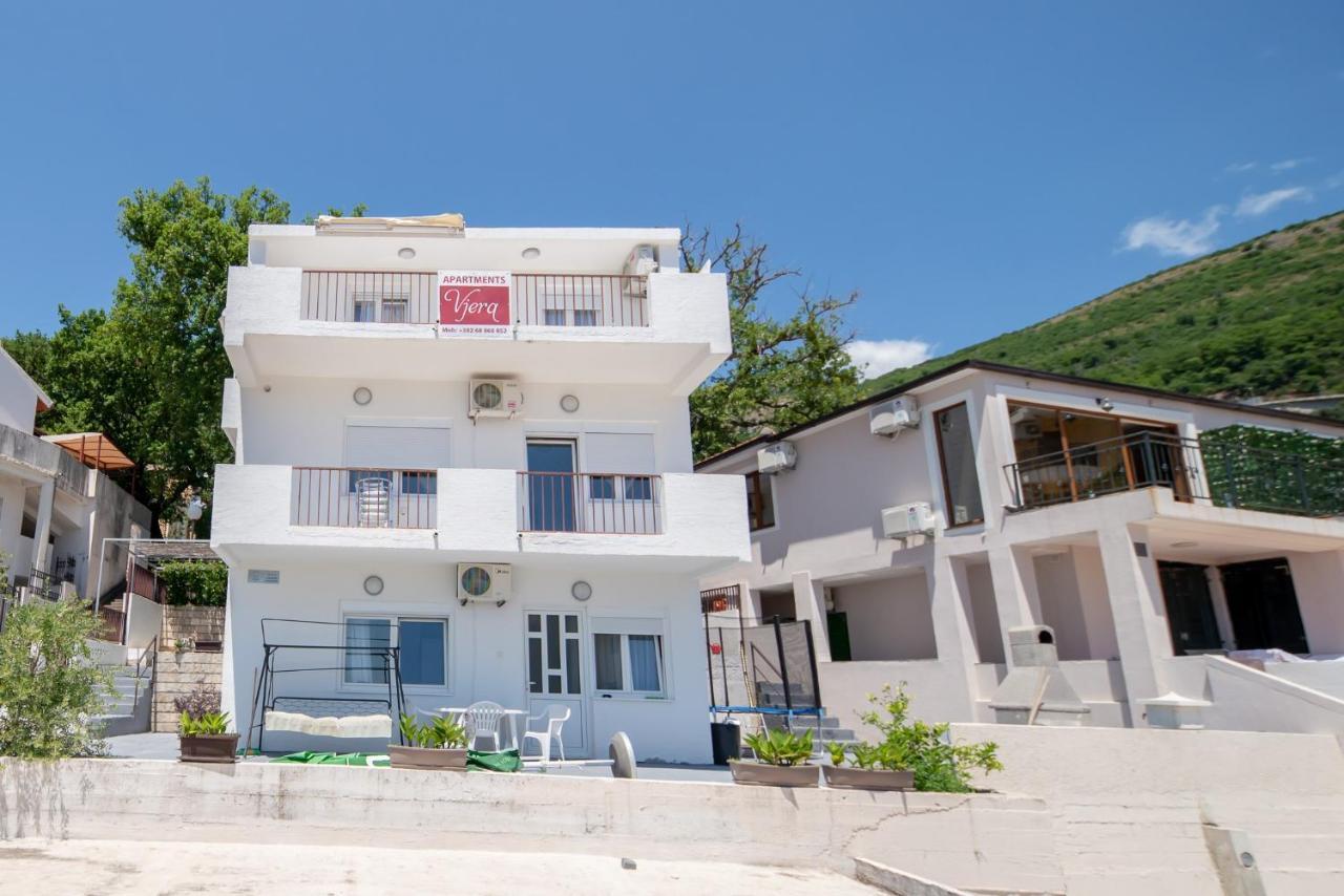 Apartments Vjera Petrovac المظهر الخارجي الصورة