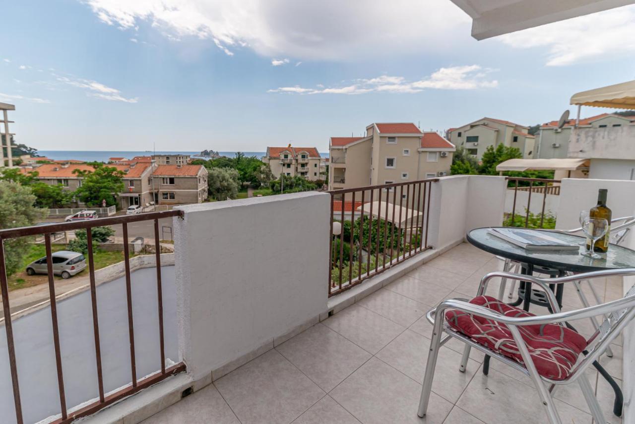 Apartments Vjera Petrovac المظهر الخارجي الصورة
