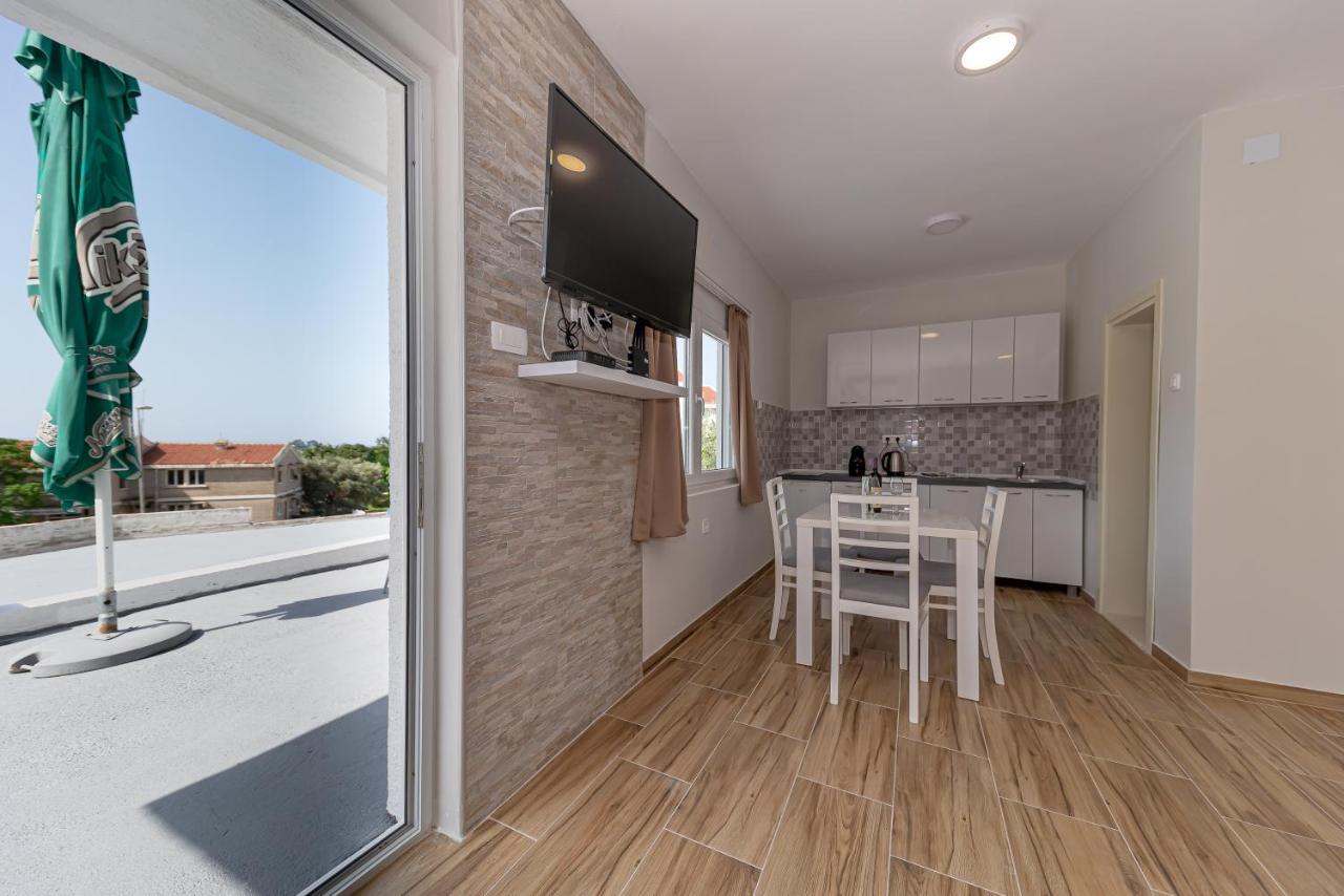 Apartments Vjera Petrovac المظهر الخارجي الصورة