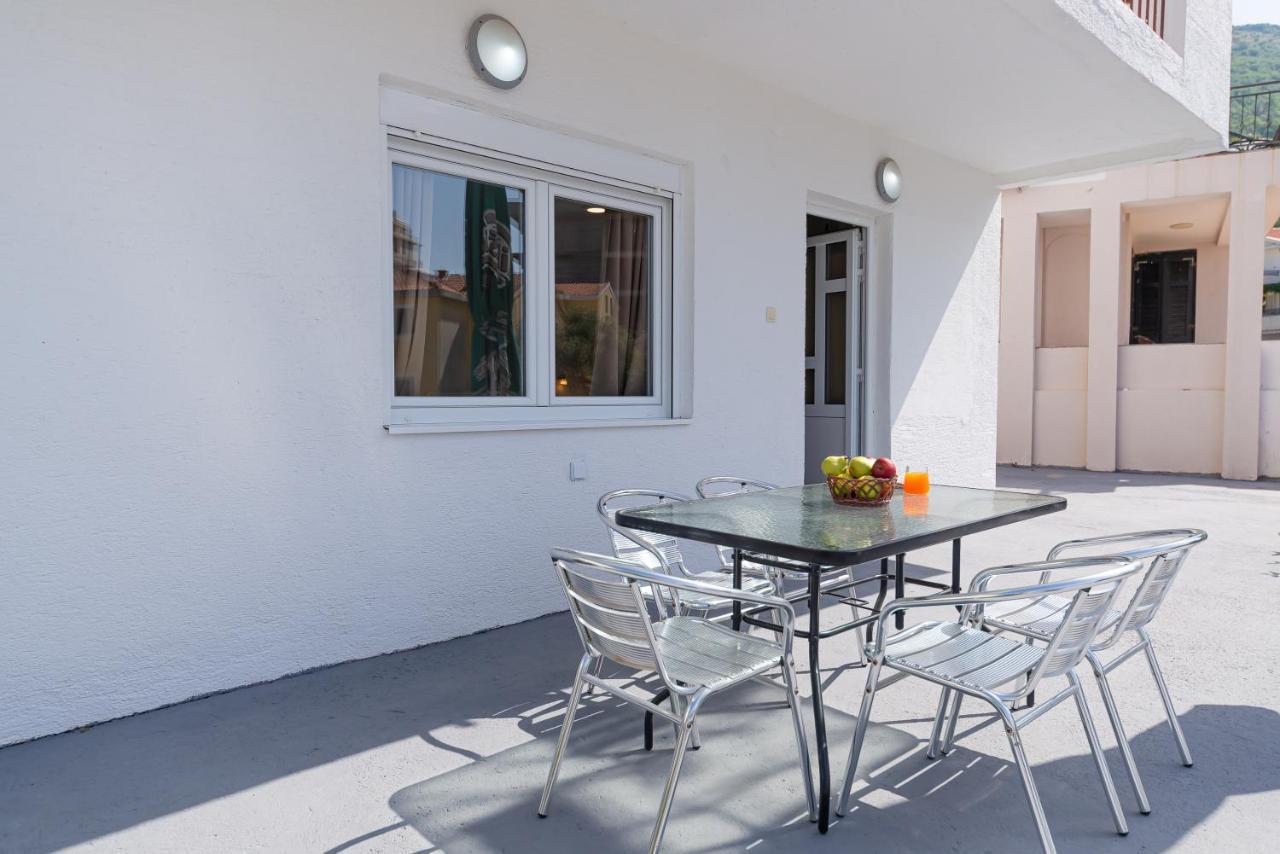 Apartments Vjera Petrovac المظهر الخارجي الصورة